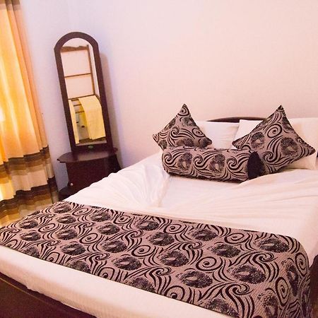 Hotel Iduwara Guest Sigiriya Exterior foto